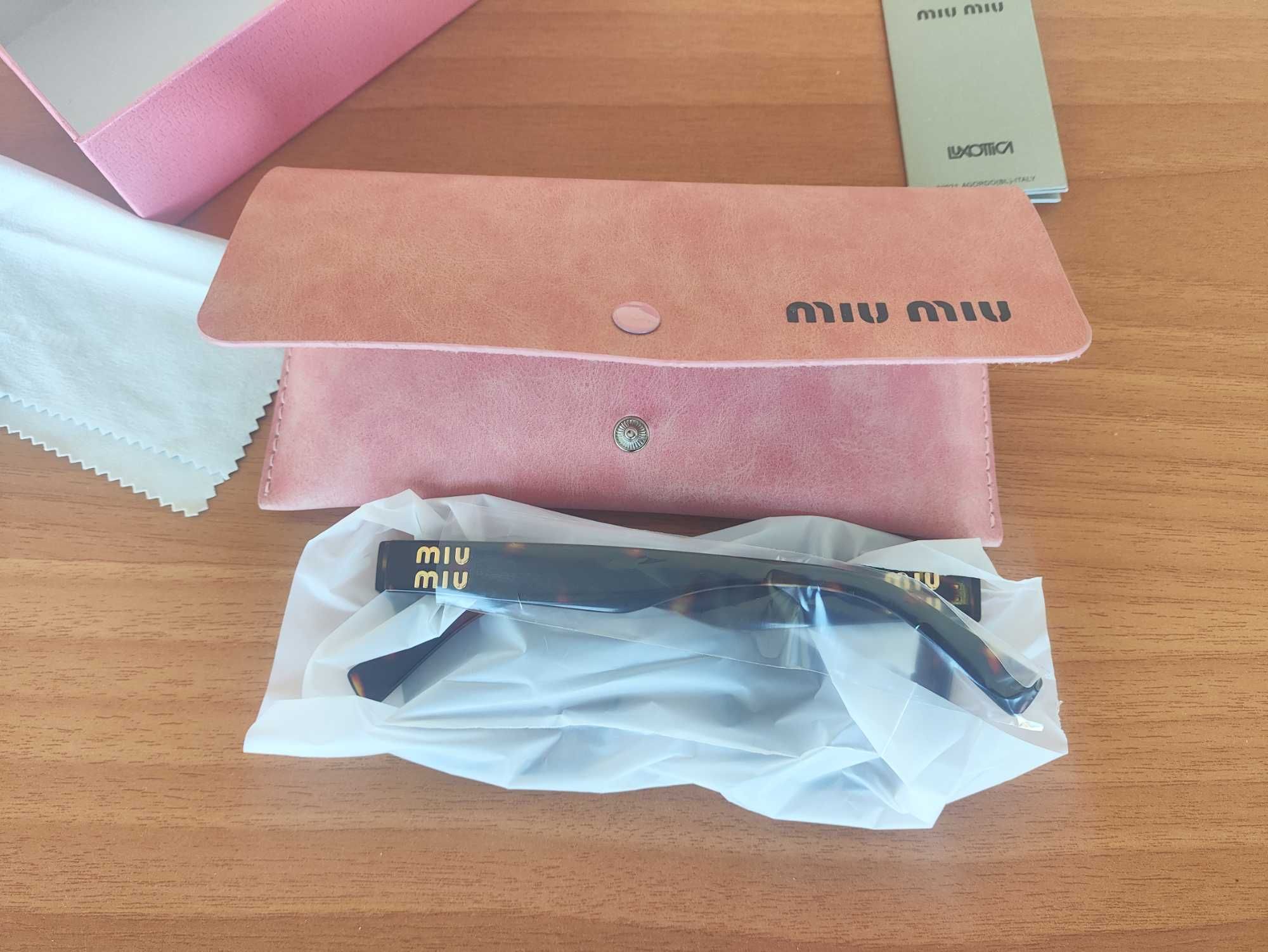 Óculos de Sol Miu Miu