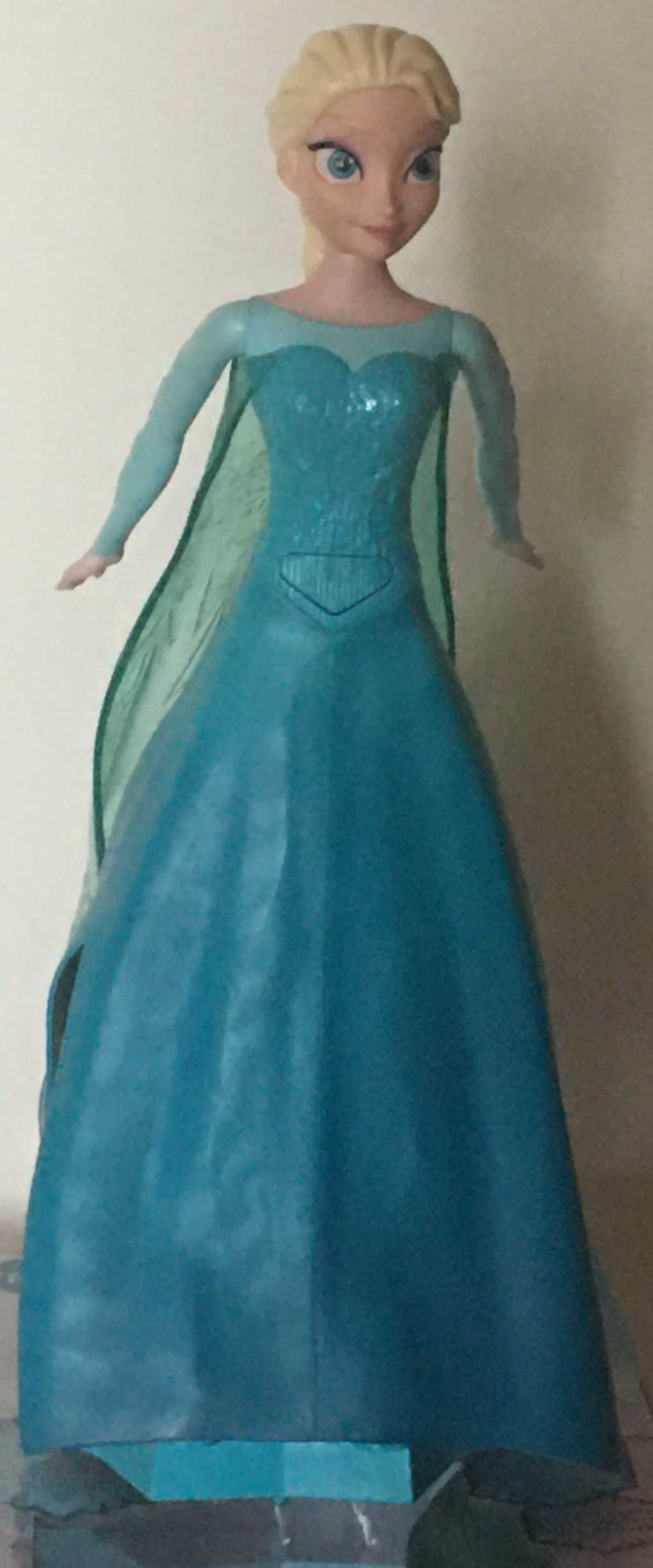 Canta e Anda Boneca Elsa