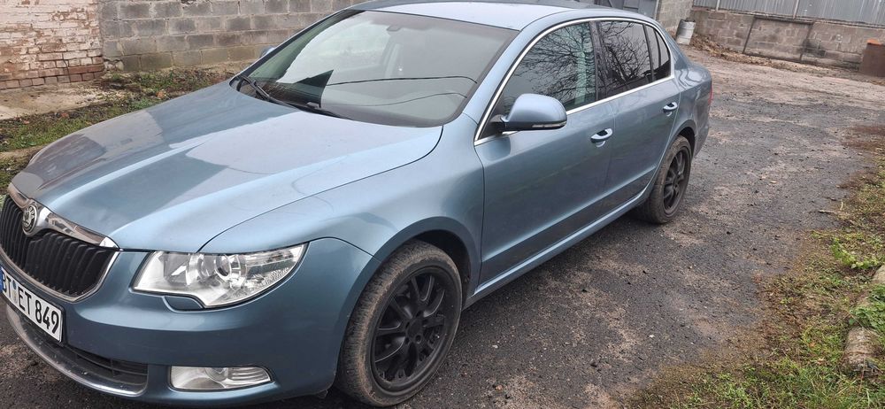 Продам ШКОДУ Суперб