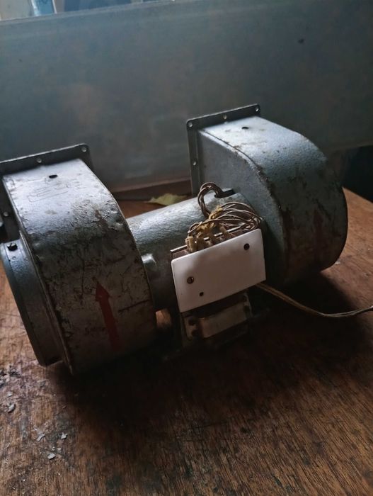 Продам відцентровий вентилятор