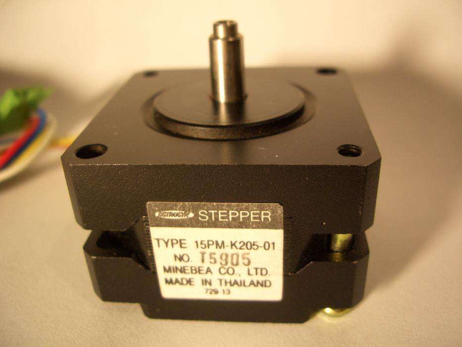 Кроковий двигун шаговые двигатели японські MINEBEA stepper motor