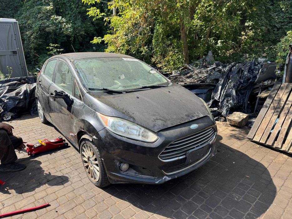 разборка шрот Ford Fiesta 1.6 2014г. Titanium