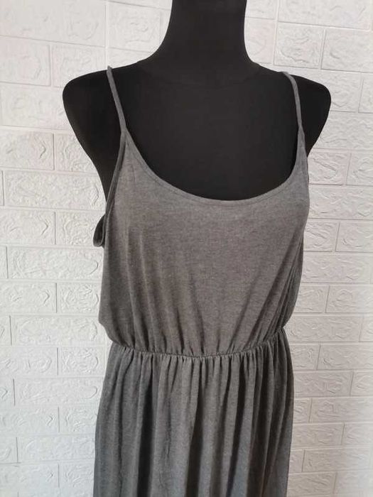 Sukienka rozmiar xl cena 30 zł