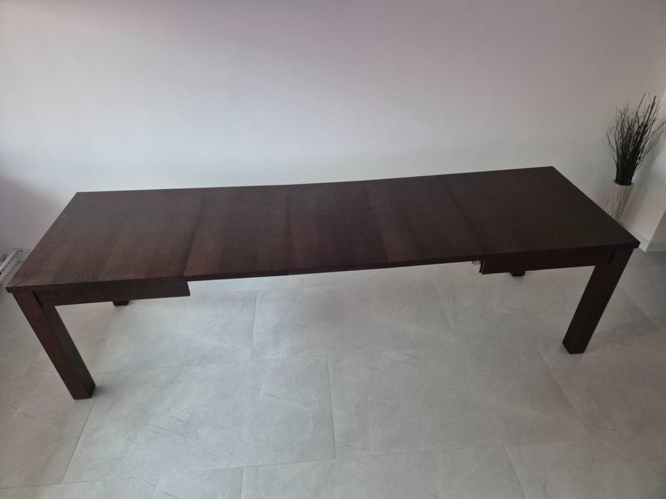 Stół z krzesłami 140 x 80 + 3 wkładki po 45cm