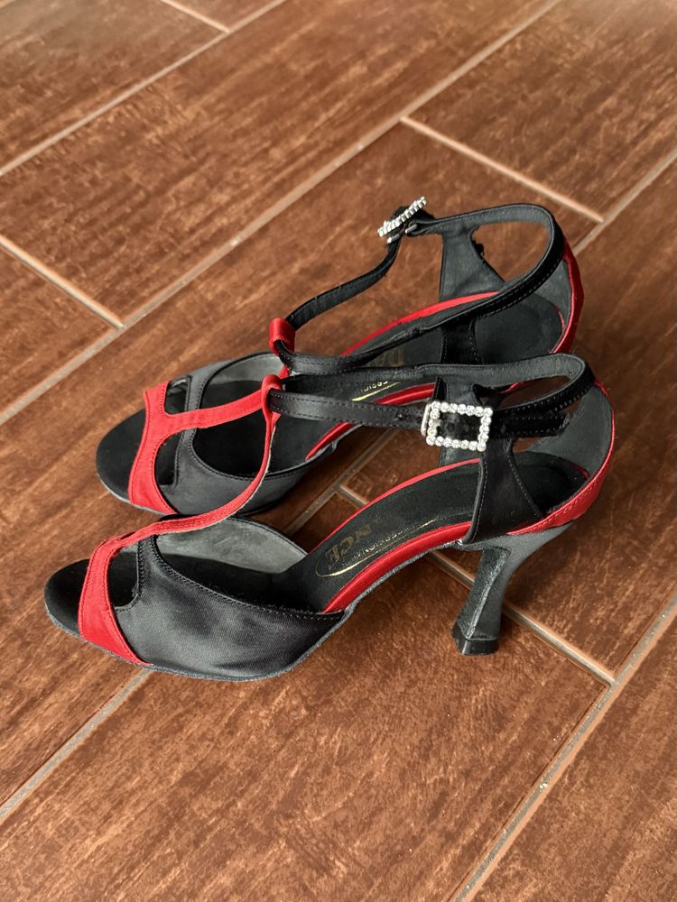 Profesjonalne buty do tańca towarzyskiego Professional Dance