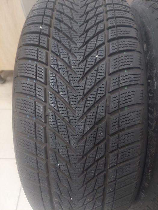 Пара зимової гуми зима зимня GoodYear R17 225 55