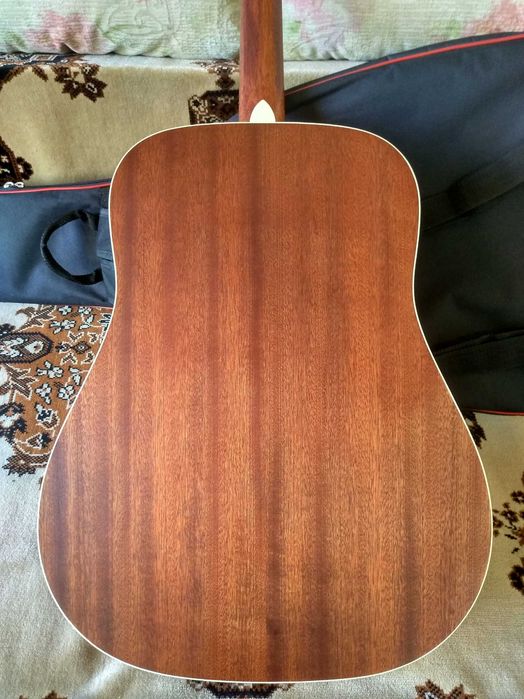 Гитара CORT EARTH 70