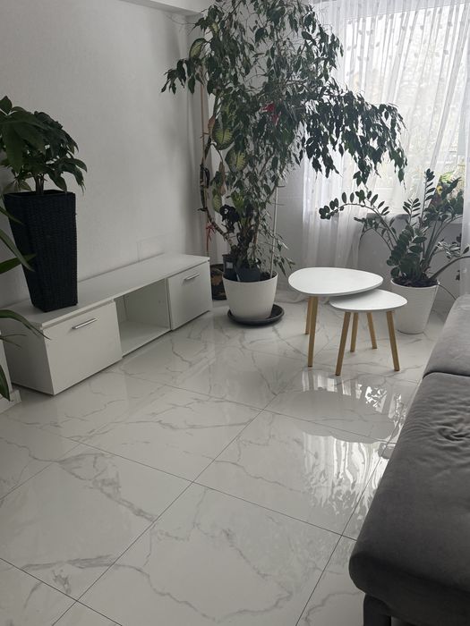 Kanapa rozkladana 180x220 + stoliki kawowe + szafka pod TV