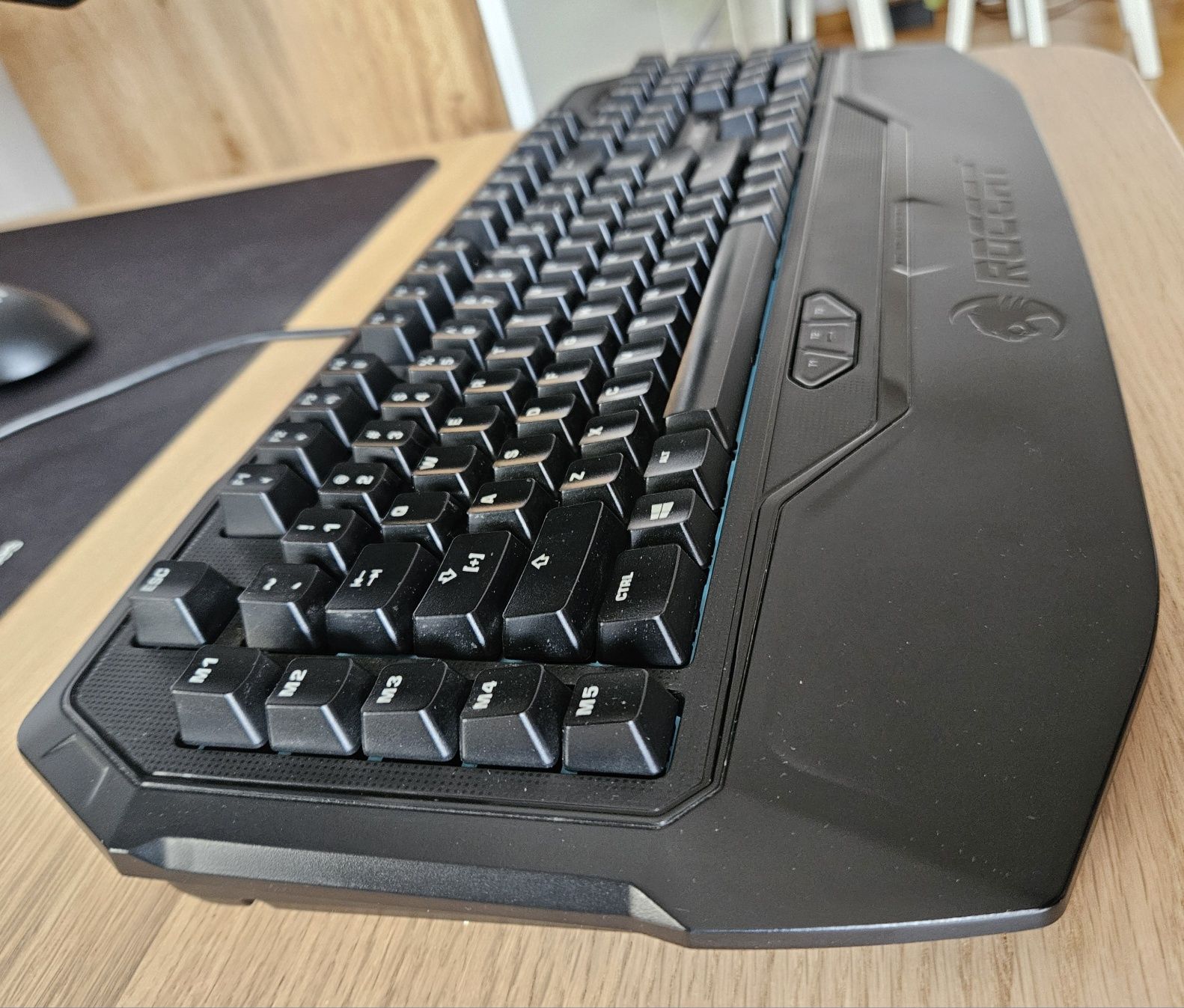 Klawiatura mechaniczna Roccat Ryos MK Cherry MX Black