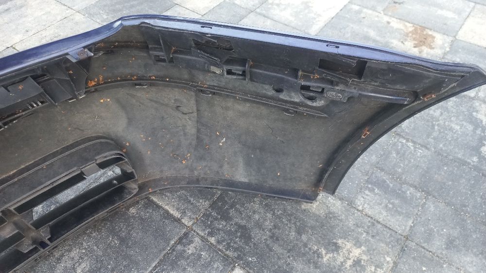 Vw golf 4 iv zderzak przód przedni granatowy lb5n spryski spryskiwacze