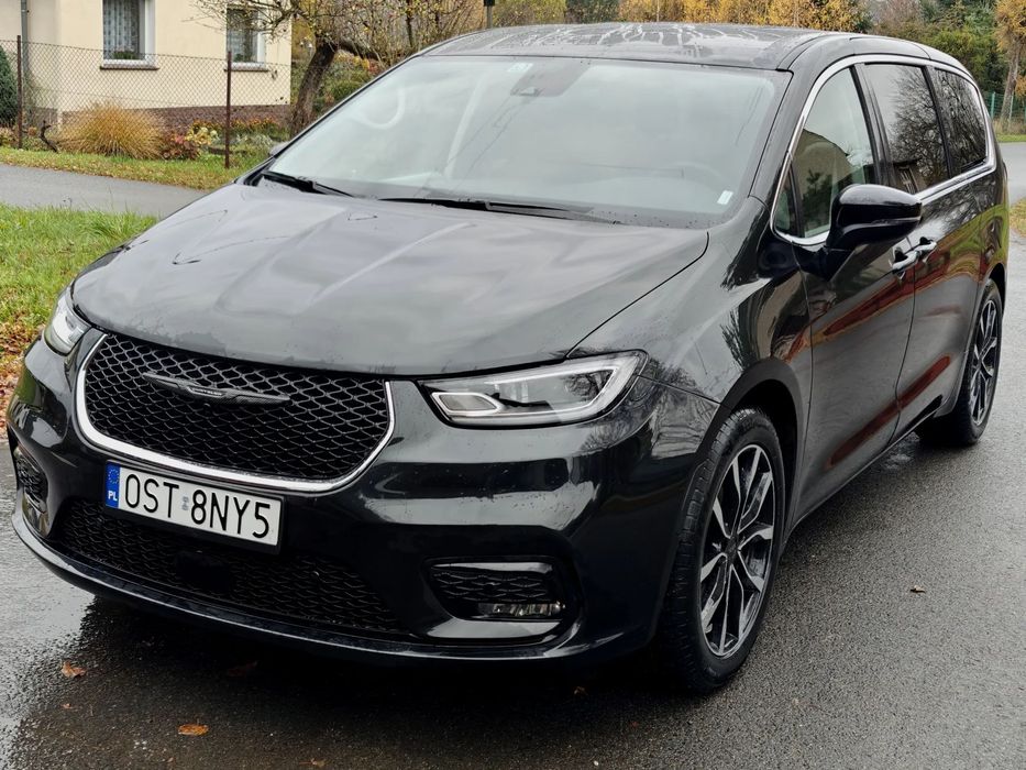 Chrysler Pacifica LPG z 2-letnią gwarancją faktura VAT 23% kilka sztuk do wyboru