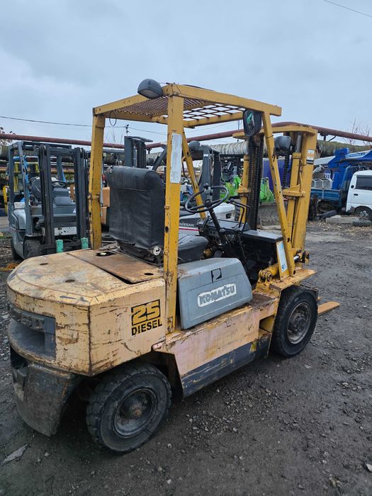 Навантажувач вилковий KOMATSU FD25-8, дизель