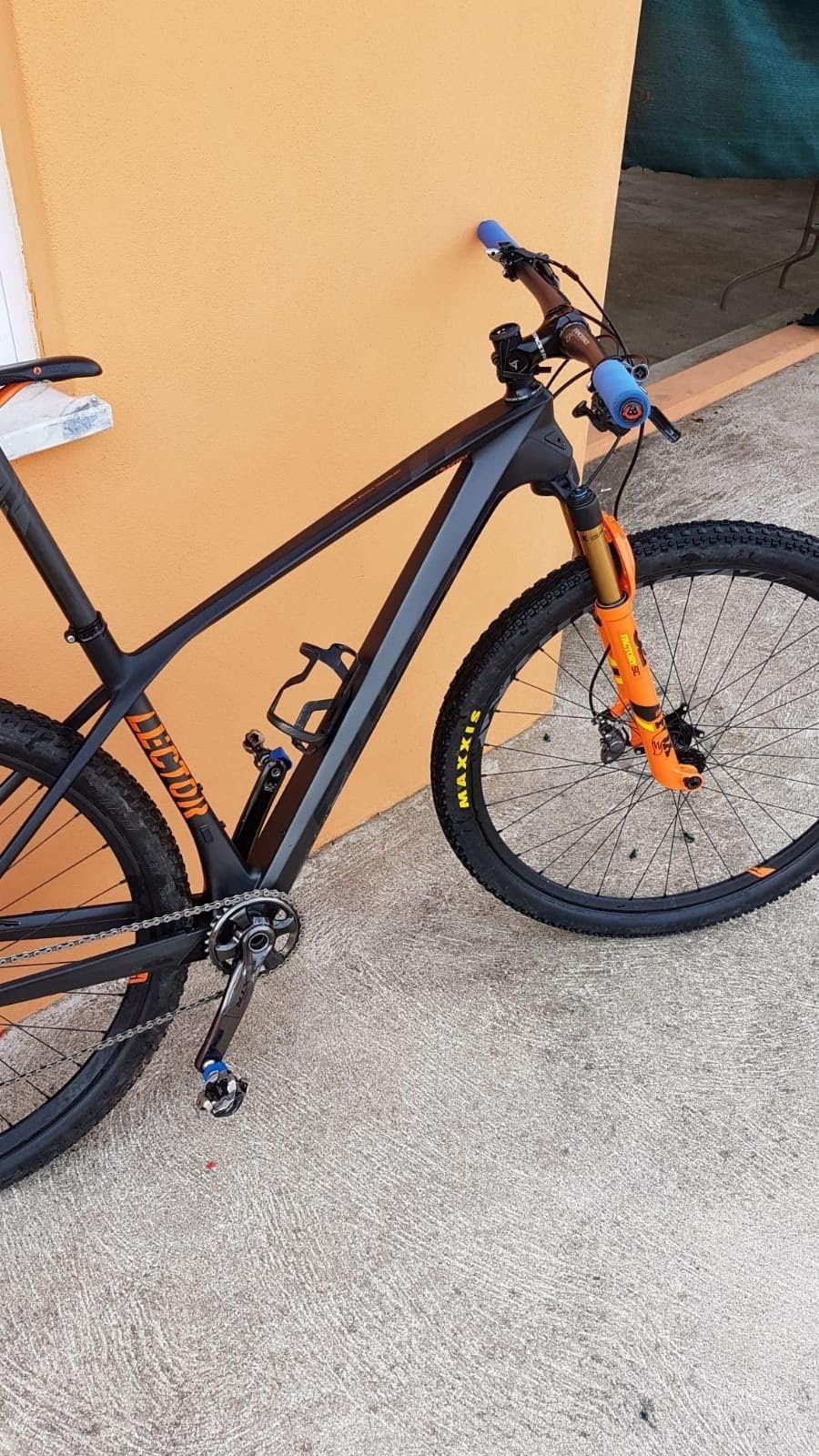 Bicicleta BTT Ghost Lector 9