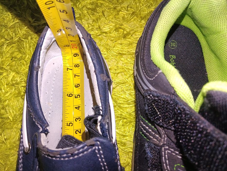 Adidasy r 30 wkl 18 cm