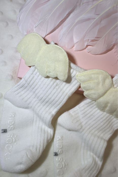 Білі крила дитячі