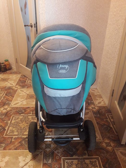 Продаю колясочку ADAMEX .