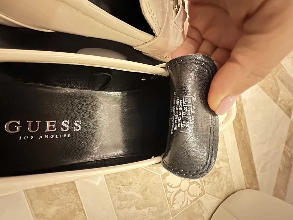 Мокасины ,Лоферы guess  жіночи
