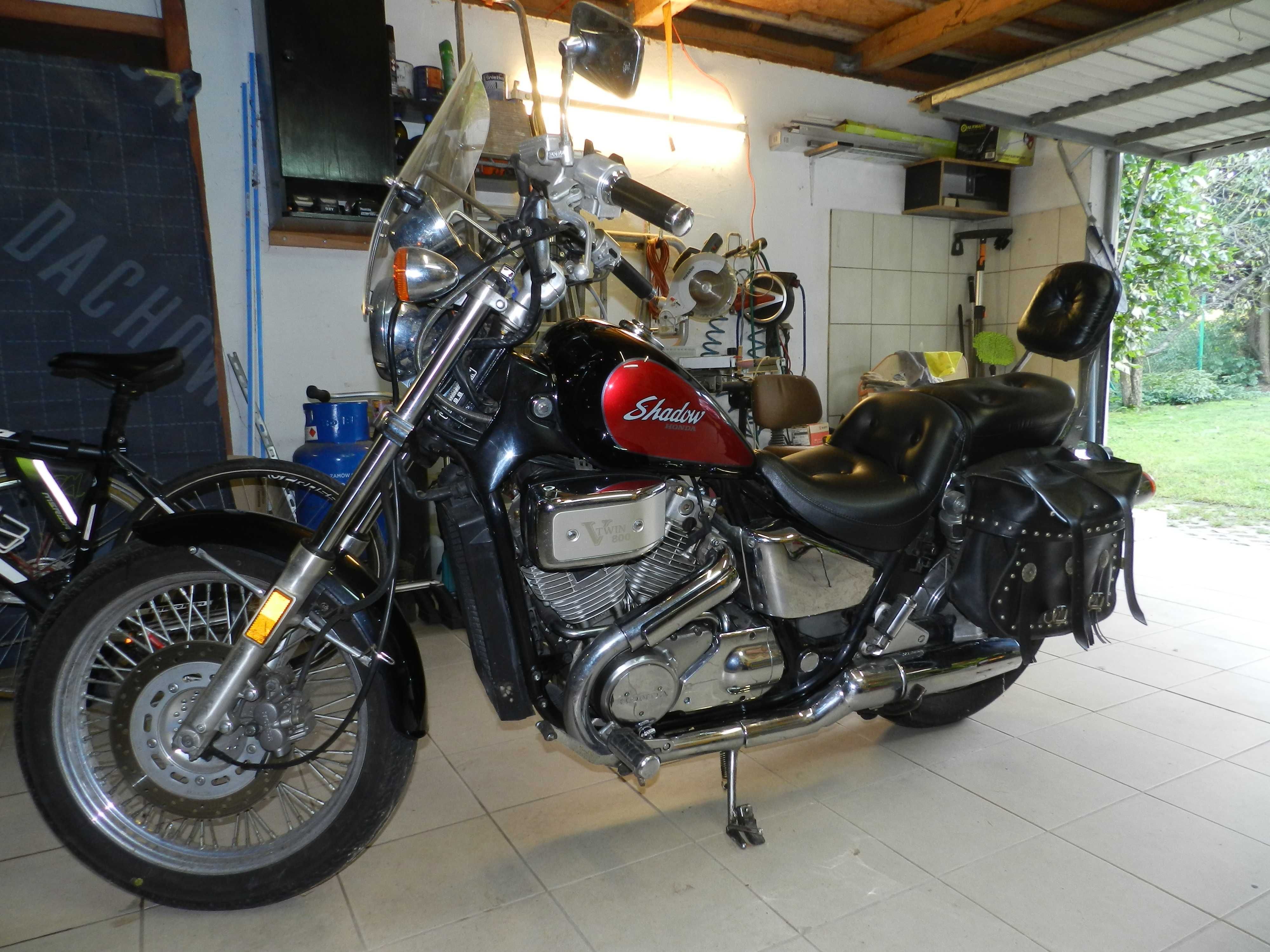 motocykl HONDA SHADOW 800