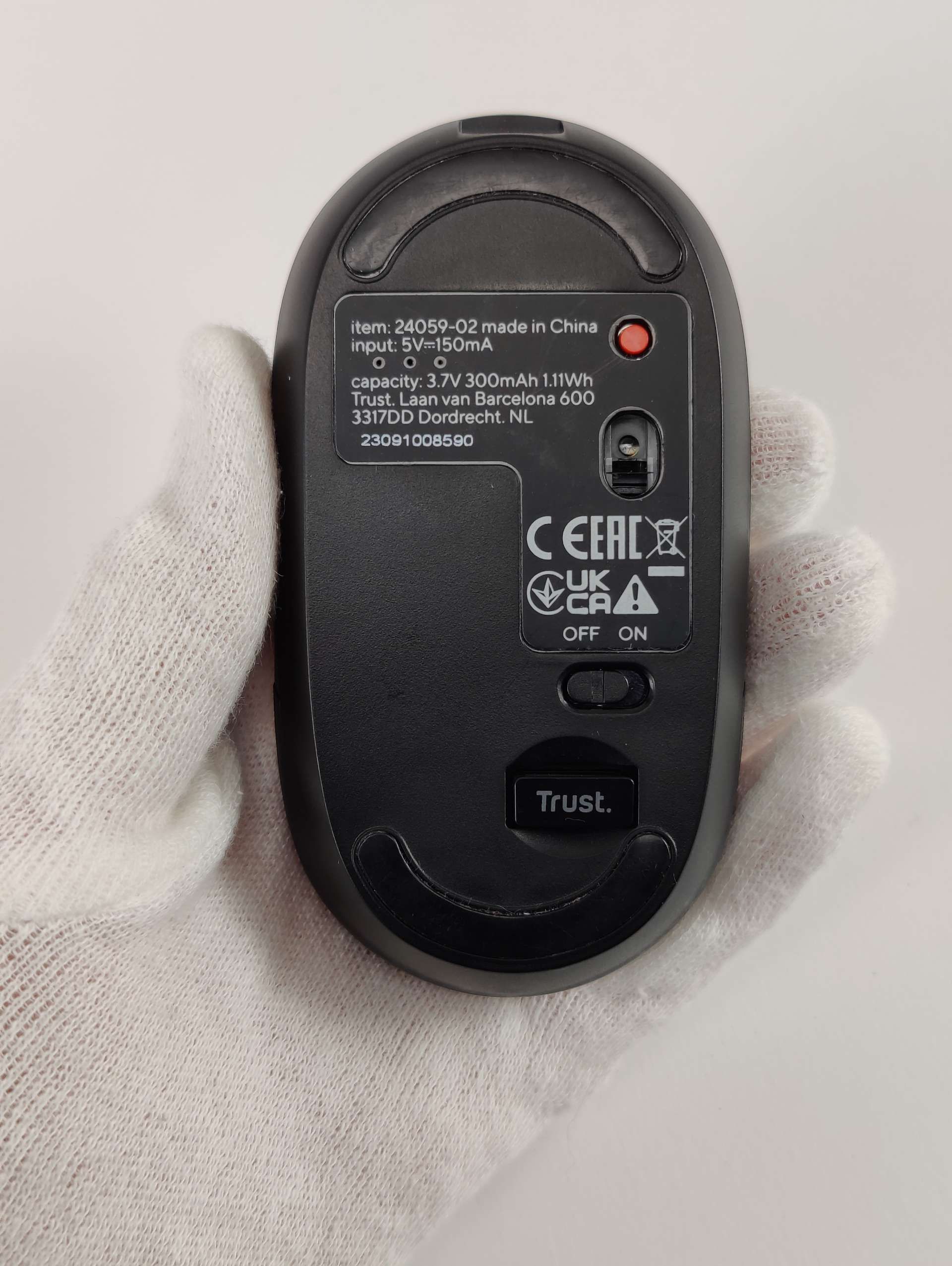 Trust Mysz bezprzewodowa PUCK z Bluetooth lub 2,4 GHz
