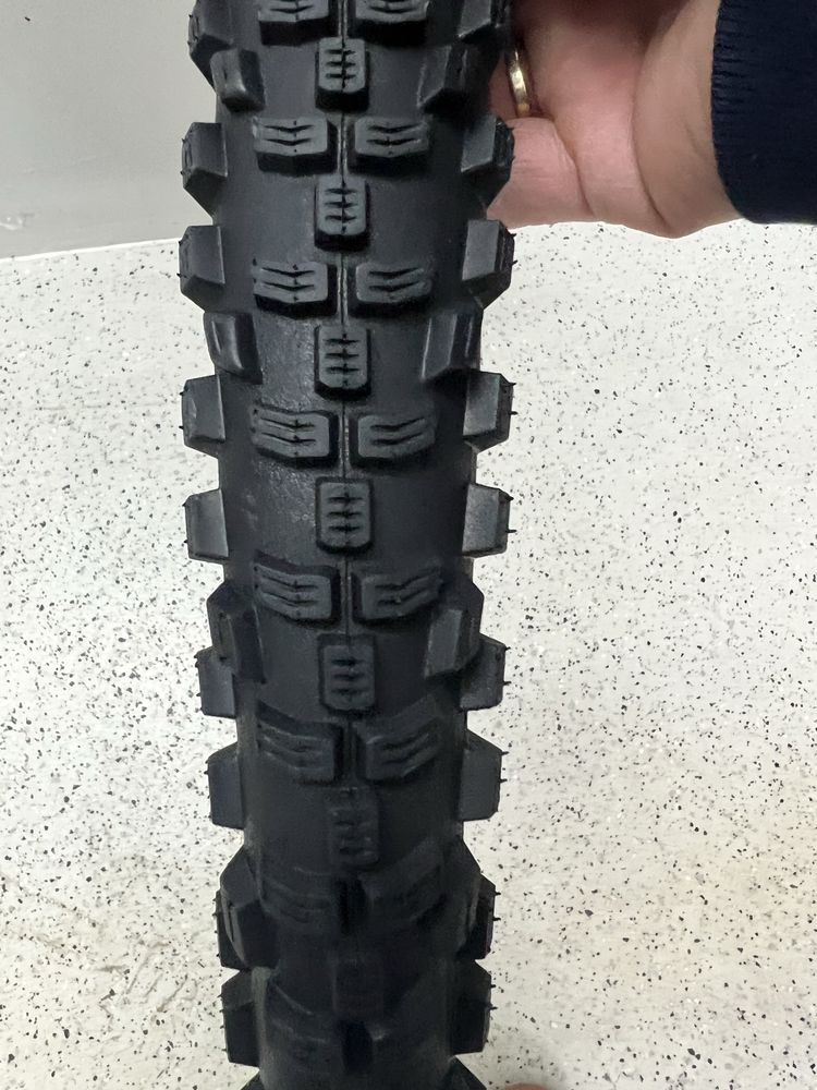 Zestaw 2 sztu opon Schwalbe SMART SAM 29 x 2.35 60 - 622 Brąz