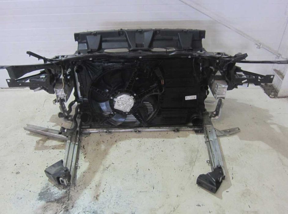 BMW X1 F48 радіатор вентилятор панель балка