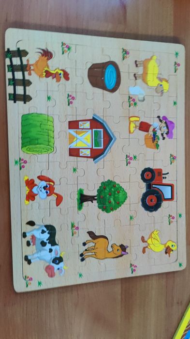 Продам набір пазлів