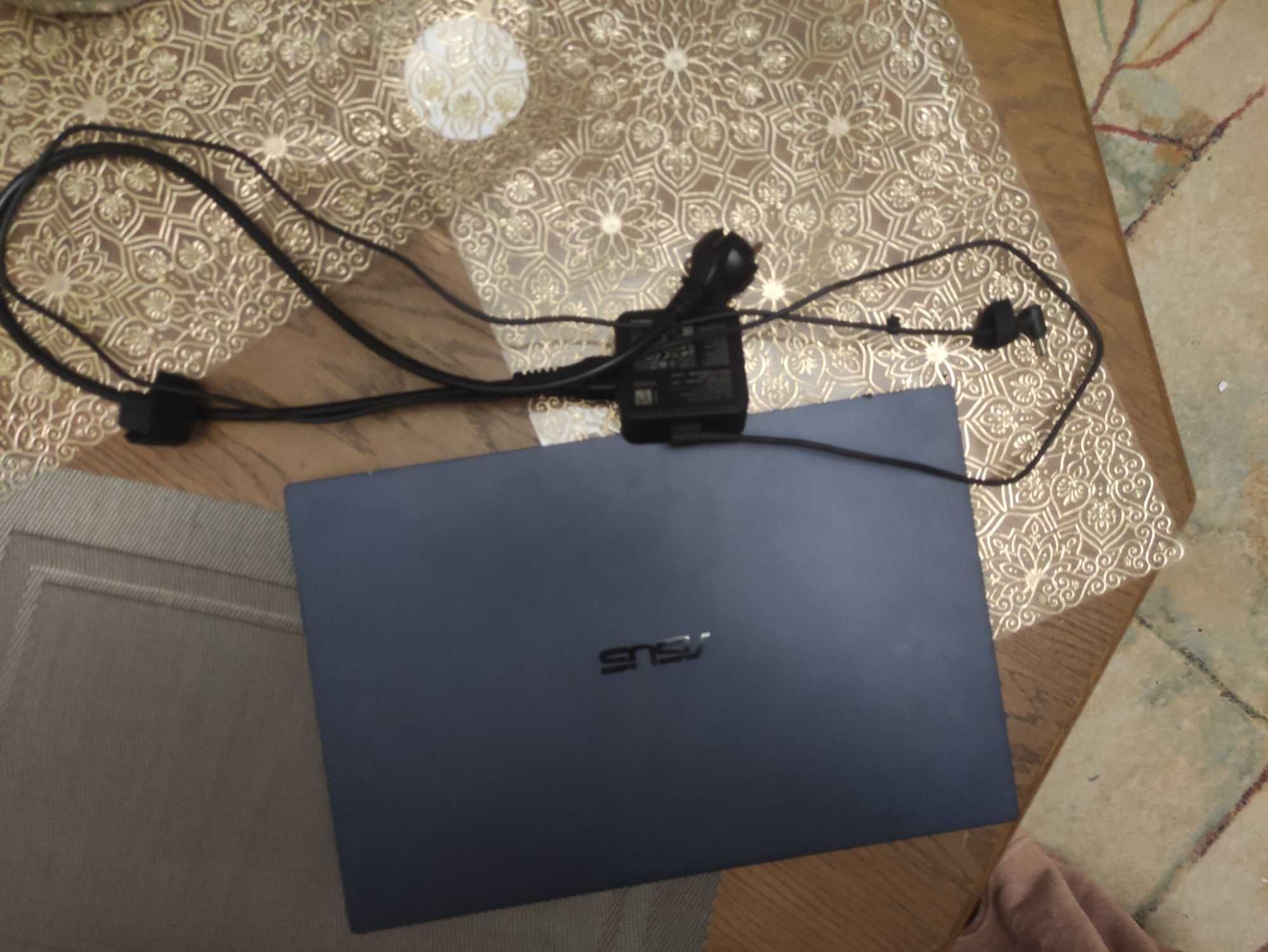 Laptop Asus Expertbook