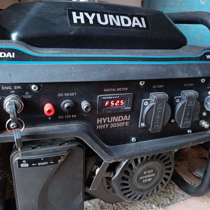 Продам бензиновий генератор  Hyundai HHY 3050FE