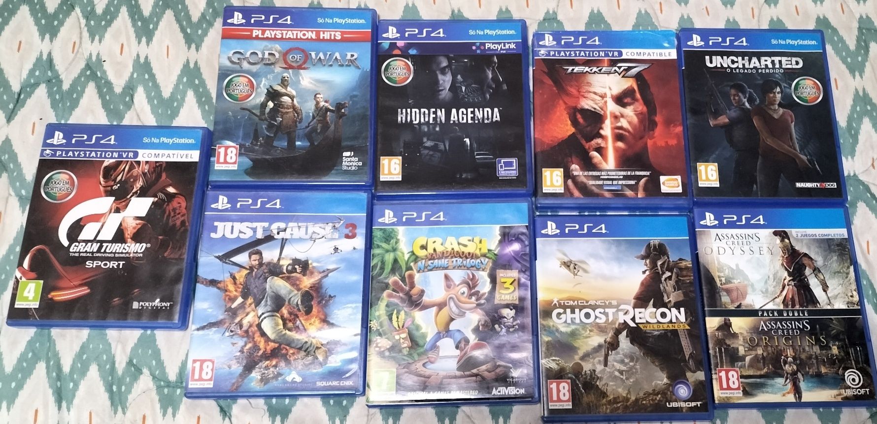 PS4  com 9 jogos