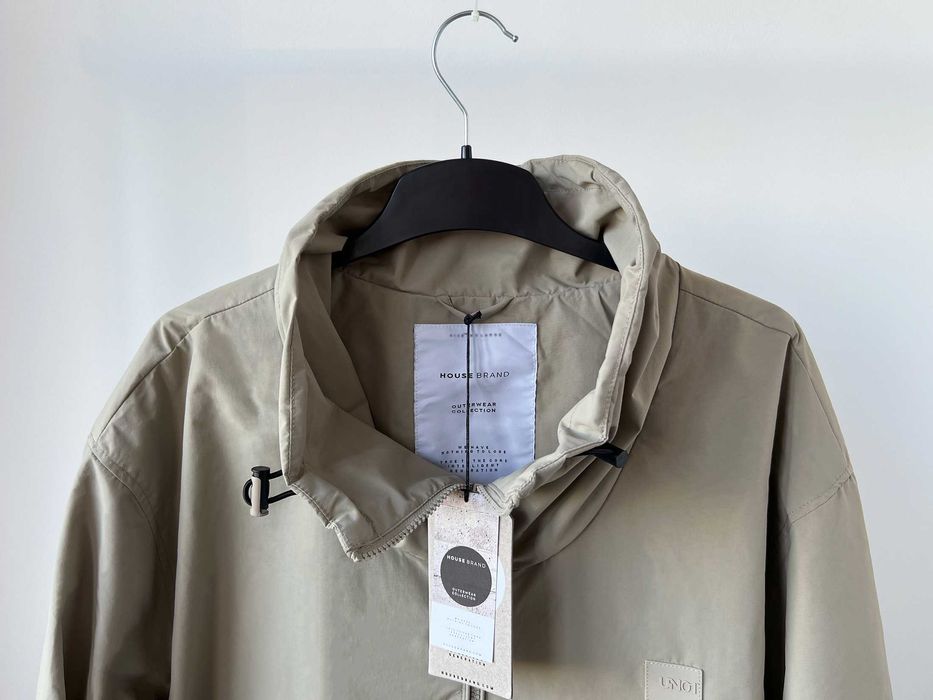 Якісний анорак House новий, розмір M (також у продажу S)