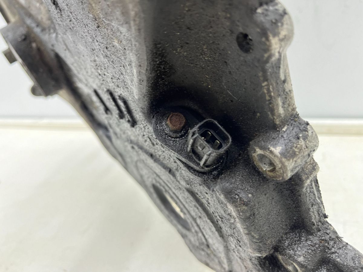 Obudowa rozrządu Ford Cougar Mondeo 2.5 v6 benzyna pokrywa osłona f53e-6d080-ah