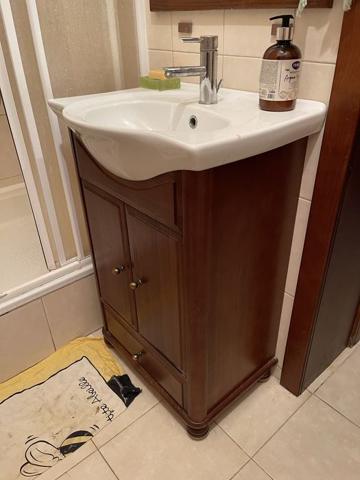 Тумба с раковиной