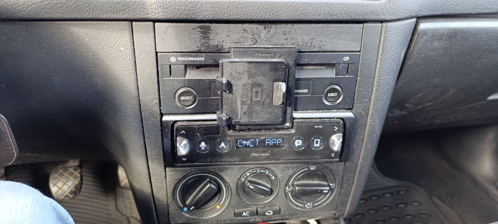 Volkswagen Golf, IV 1.4