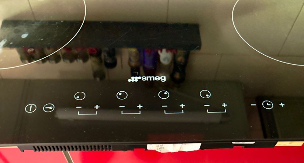 Placa vitrocerâmica Smeg