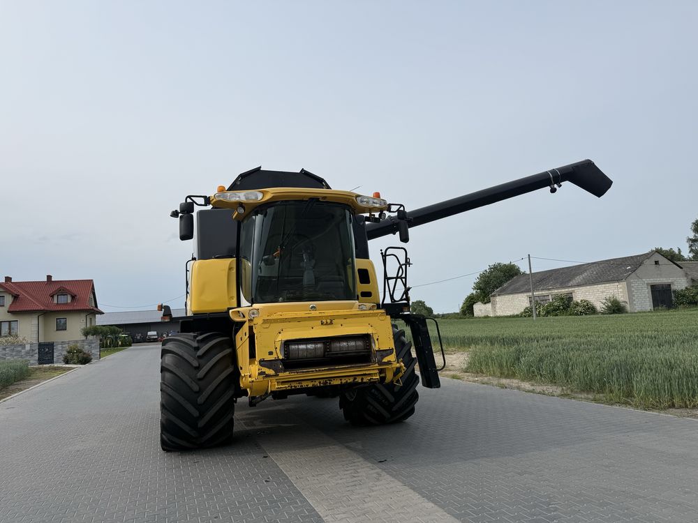 New Holland CR 980