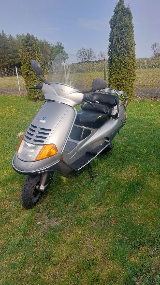 Skuter Piaggio hexagon 125rok 1997