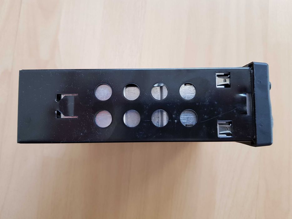 Автомагнитола Blaupunkt car 300 (Заблокирована)