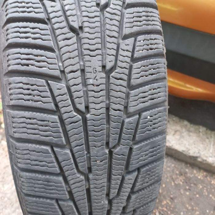 Колесо зимове Нокіан