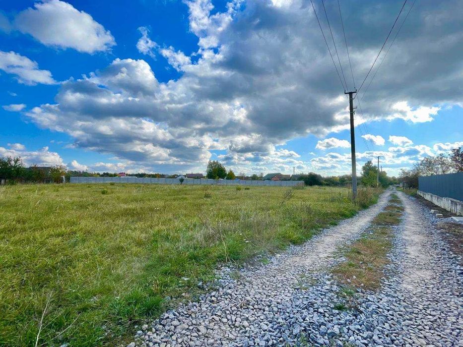 Продається земельна ділянка під забудову в Парпурівцях 7811