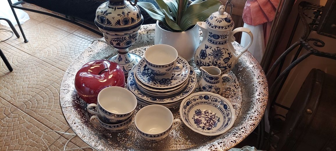 Porcelana wzór cebulowy trio 6 osób.+ 2 gratisy