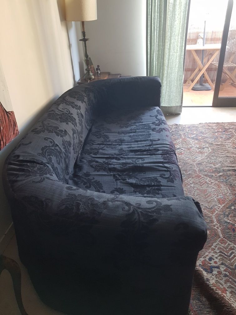 Sofa com um ano de uso