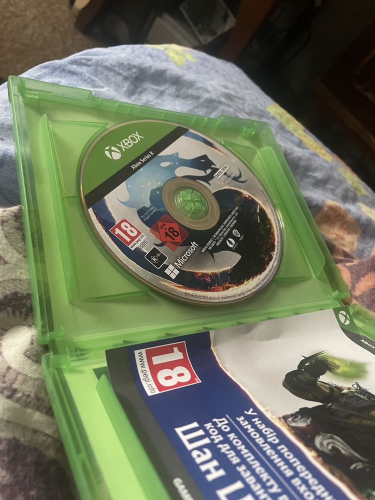 Срочно продам диск с игрой Mortal kombat 1 для xbox series x