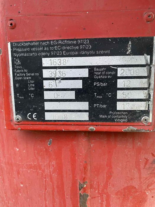 Sprzedam sprężarke z agregatem prądotwórczym plus piaskarke