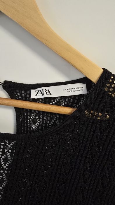 Czarna sukienka Zara