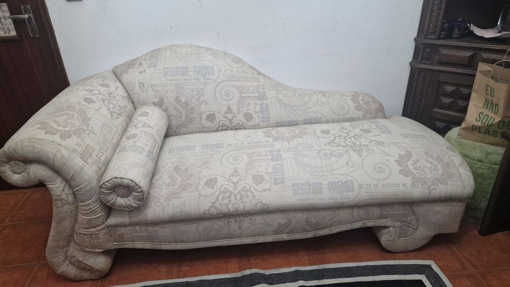 Sofa Chaise em otimas condiçoes