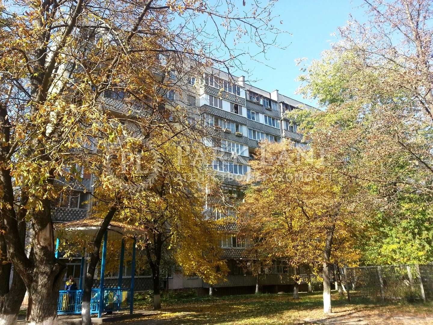 Продаж 3к квартири з ремонтом метро Нивки Святошино Чистяківська 7