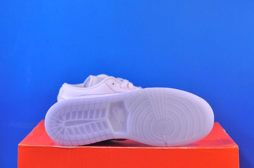 Кросівки Nike Air Jordan 1 Low Se , Nike Air Force 1 07 Оригінал