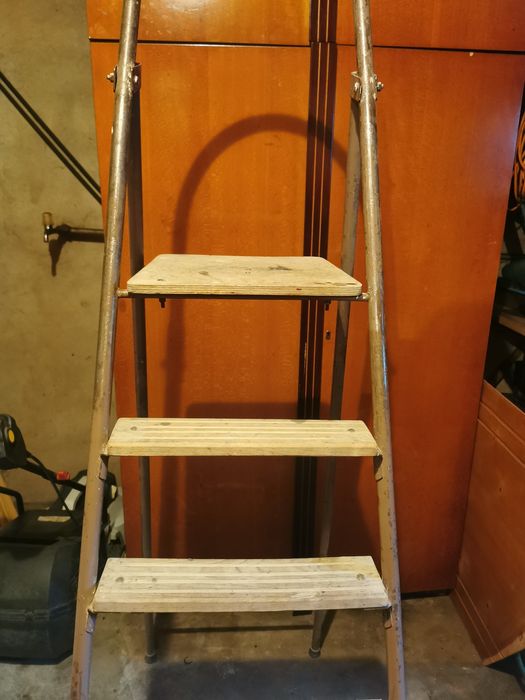 Drabina stalowa 5-stponiowa +podest