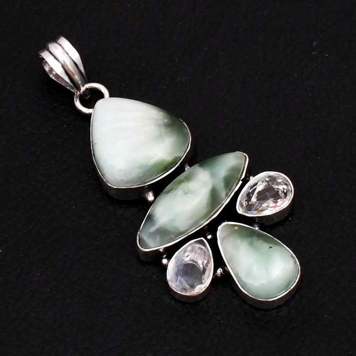 zawieszka, wisior kaamień
Hemimorfit larimar, topaz. Próba 925