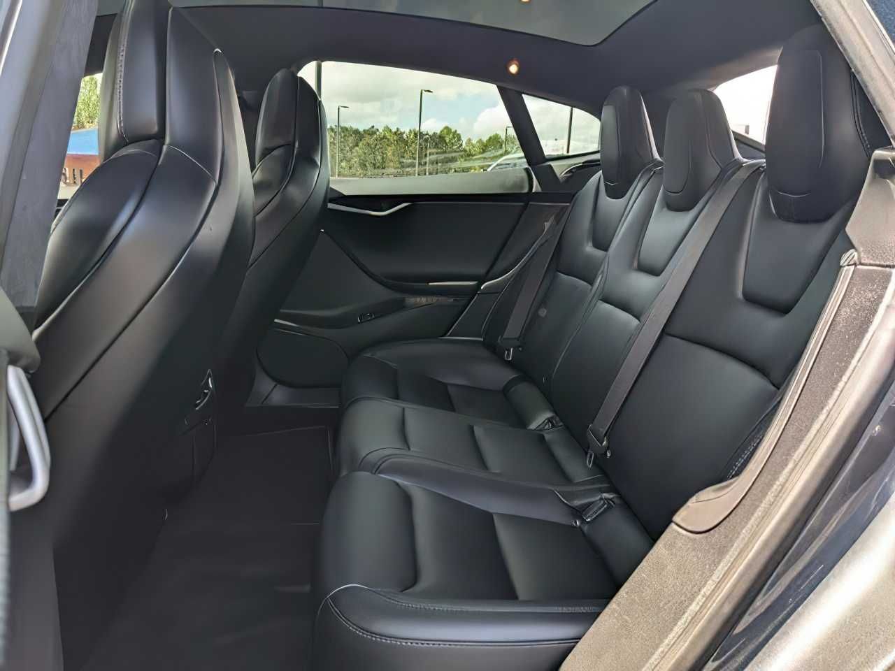 Tesla Model S 2019